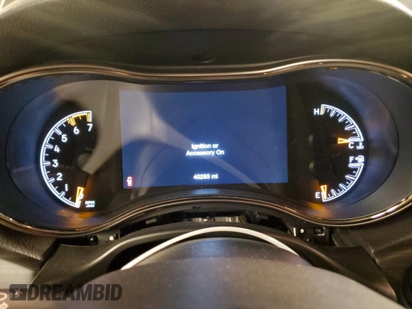2020 Jeep Grand Cherokee Limited X z VIN 1C4RJFBT3LC363569, wystawiony jako Copart lot #82553444 z przebiegiem 40 263 mil mil oraz Szkoda całkowita • Salvage title. Historia ofert i sprzedaży dostępna na DreamBid. Obrazek 9.
