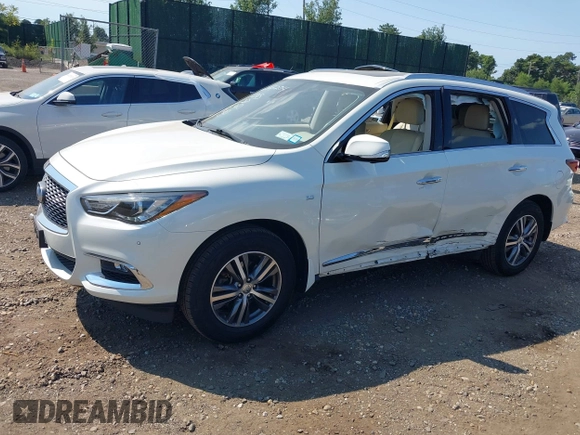 2020 Infiniti QX60 Signature Edition с VIN 5N1DL0MM2LC531608, выставлен на аукционе IAAI как лот 40247204 с пробегом 67 655 миль миль и . История ставок и продаж доступна на DreamBid. Изображение 2.
