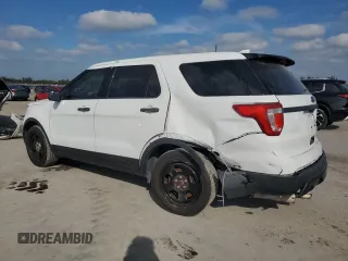 2016 Ford Utility Police Interceptor with VIN 1FM5K8AR4GGD30586, listed as a Copart auction lot 42431905 with 97,885 mi miles and Salvage Title. Bid and sale history available at carsss.com. Image 2.