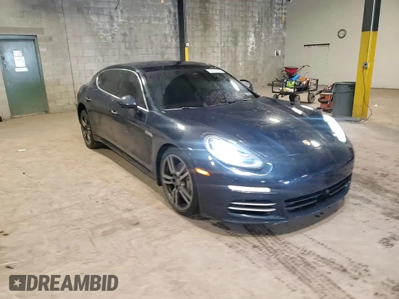 2014 Porsche Panamera 4S Executive with VIN WP0BB2A7XEL062022, listed as a Copart auction lot 52533055 with 66,192 mi miles and Salvage Title. Bid and sale history available at DreamBid. Image 13.