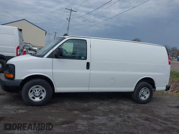 2016 Chevrolet Express Cargo Van with VIN 1GCWGAFF0G1140500, listed as a IAAI auction lot 42130720 with 239,606 mi miles. Bid and sale history available at carsss.com. Image 14.