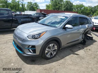 2022 Kia Niro EV S with VIN KNDCC3LGXN5153901, listed as a Copart auction lot 56321424 with 42,710 mi miles and Salvage Title. Bid and sale history available at carsss.com. Image 1.