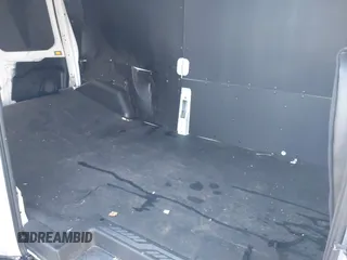2023 Ford Transit Cargo с VIN 1FTBR2CG4PKB83534, выставлен на аукционе IAAI как лот 41243389 с пробегом 5 507 миль миль и . История ставок и продаж доступна на DreamBid. Изображение 8.