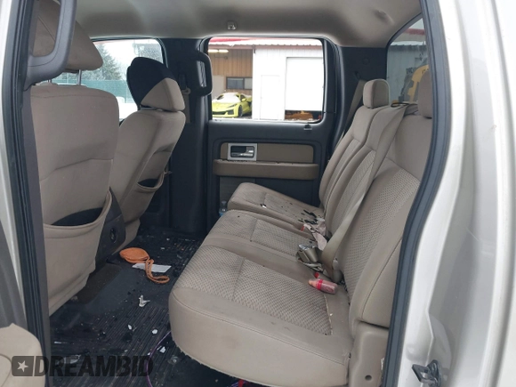 2009 Ford F-150 XL z VIN 1FTPW14VX9FA21926, wystawiony jako IAAI lot #41345691 z przebiegiem 251 446 mil mil oraz . Historia ofert i sprzedaży dostępna na DreamBid. Obrazek 8.