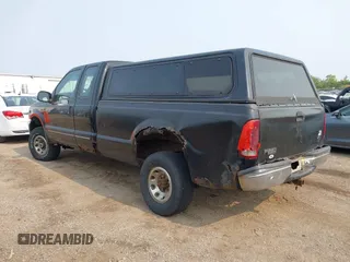 1999 Ford F-250 XL z VIN 1FTNX21L9XED96965, wystawiony jako IAAI lot #42405716 z przebiegiem 222 072 mil mil oraz . Historia ofert i sprzedaży dostępna na DreamBid. Obrazek 3.