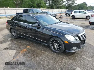 2010 Mercedes-Benz E 350 Luxury with VIN WDDHF5GB5AA027198, listed as a Copart auction lot 54066255 with 76,591 mi miles and Salvage Title. Bid and sale history available at DreamBid. Image 4.