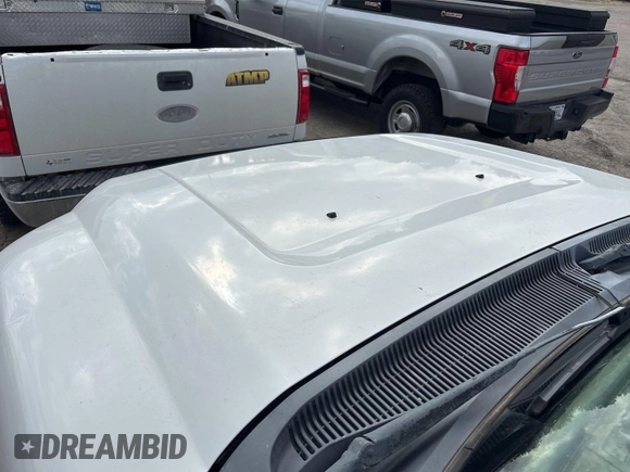 2011 Ford F-250 XL z VIN 1FT7W2B64BEC17079, wystawiony jako IAAI lot #42890662 z przebiegiem 106 522 mil mil oraz . Historia ofert i sprzedaży dostępna na DreamBid. Obrazek 19.