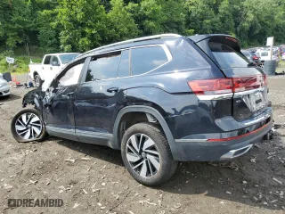 2024 Volkswagen Atlas 2.0T SEL with VIN 1V2BR2CA7RC501573, listed as a Copart auction lot 63970494 with 0 mi miles and Non Repairable. Bid and sale history available at carsss.com. Image 2.