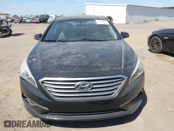 2016 Hyundai Sonata SE z VIN 5NPE24AF2GH281998, wystawiony jako IAAI lot #42495091 z przebiegiem 184 904 mil mil oraz . Historia ofert i sprzedaży dostępna na DreamBid. Obrazek 13.