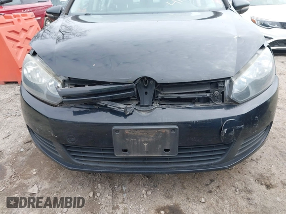 2012 Volkswagen Golf z VIN WVWDB7AJ0CW289085, wystawiony jako IAAI lot #41549393 z przebiegiem 102 082 mil mil oraz . Historia ofert i sprzedaży dostępna na DreamBid. Obrazek 6.
