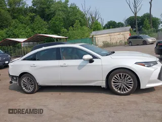 2019 Toyota Avalon XLE z VIN 4T1BZ1FB5KU031152, wystawiony jako IAAI lot #42412995 z przebiegiem 51 243 mil mil oraz . Historia ofert i sprzedaży dostępna na DreamBid. Obrazek 14.
