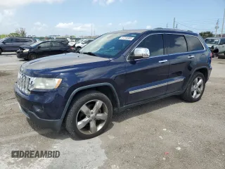 2013 Jeep Grand Cherokee Overland with VIN 1C4RJECT0DC533848, listed as a Copart auction lot 51319385 with 181,436 mi miles and Salvage Title. Bid and sale history available at carsss.com. Image 1.
