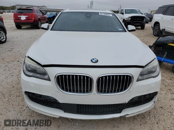2014 BMW 7 Series ALPINA B7 with VIN WBAYE8C52ED780400, listed as a Copart auction lot 82196834 with 0 mi miles and Salvage Title. Bid and sale history available at carsss.com. Image 5.