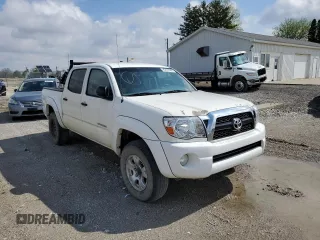 2011 Toyota Tacoma with VIN 3TMLU4EN0BM068473, listed as a Copart auction lot 54308295 with 90,041 mi miles and Clean Title. Bid and sale history available at carsss.com. Image 4.