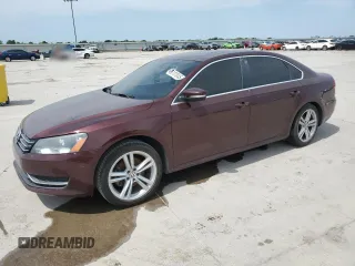 2014 Volkswagen Passat SE z VIN 1VWBN7A36EC002513, wystawiony jako Copart lot #53101045 z przebiegiem 129 663 mil mil oraz Szkoda całkowita • Salvage title. Historia ofert i sprzedaży dostępna na DreamBid. Obrazek 1.