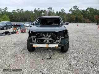 2019 Toyota 4Runner SR5 with VIN JTEZU5JR1K5194660, listed as a Copart auction lot 82414564 with 75,069 mi miles and Clean Title. Bid and sale history available at carsss.com. Image 15.