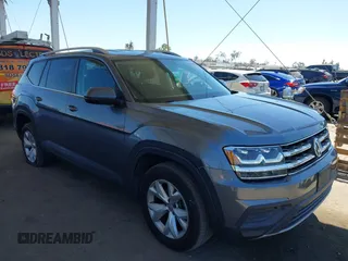 2018 Volkswagen Atlas S with VIN 1V2AR2CA6JC568696, listed as a IAAI auction lot 42648151 with 98,655 mi miles and . Bid and sale history available at DreamBid. Image 1.