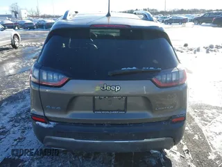 2019 Jeep Cherokee Limited with VIN 1C4PJMDX5KD441256, listed as a IAAI auction lot 41270619 with 83,309 mi miles and . Bid and sale history available at DreamBid. Image 16.