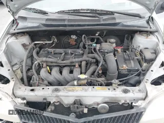 2000 Toyota ECHO z VIN JTDBT1235Y0082364, wystawiony jako IAAI lot #41894846 z przebiegiem 247 781 mil mil oraz . Historia ofert i sprzedaży dostępna na DreamBid. Obrazek 10.