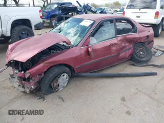 1995 Honda Accord LX with VIN JHMCD5639SC011272, listed as a IAAI auction lot 42008778 with Not Provided miles and . Bid and sale history available at carsss.com. Image 6.