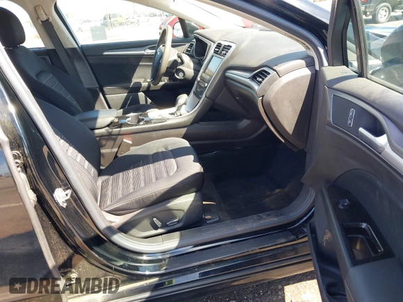 2016 Ford Fusion SE with VIN 3FA6P0H74GR282280, listed as a IAAI auction lot 42023017 with 90,802 mi miles. Bid and sale history available at carsss.com. Image 5.