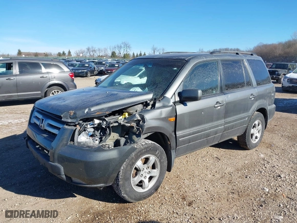 2008 Honda Pilot EX-L with VIN 5FNYF28518B006058, listed as a IAAI auction lot 41425424 with 230,006 mi miles. Bid and sale history available at carsss.com. Image 17.