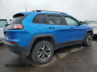 2019 Jeep Cherokee Trailhawk with VIN 1C4PJMBX7KD308842, listed as a Copart auction lot 59807225 with 65,908 mi miles and Clean title. Bid and sale history available at DreamBid. Image 3.