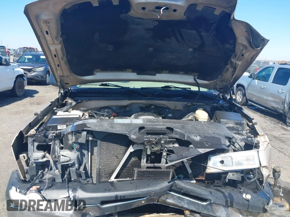 2005 Chevrolet Silverado 1500 LT with VIN 2GCEK13T251371555, listed as a IAAI auction lot 41763568 with 199,491 mi miles and . Bid and sale history available at DreamBid. Image 10.