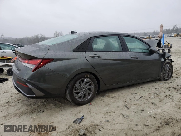 2024 Hyundai Elantra SEL with VIN KMHLM4DG9RU754435, listed as a Copart auction lot 86189314 with 5,941 mi miles and Salvage Title. Bid and sale history available at carsss.com. Image 3.