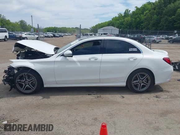 2021 Mercedes-Benz C 300 with VIN W1KWF8EB4MR639409, listed as a IAAI auction lot 42302916 with 50,055 mi miles and . Bid and sale history available at DreamBid. Image 14.