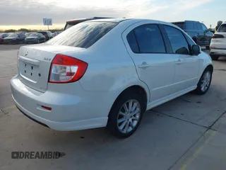 2009 Suzuki SX4 Man Sport FWD with VIN JS2YC414696201291, listed as a IAAI auction lot 41274116 with 120,233 mi miles. Bid and sale history available at carsss.com. Image 4.