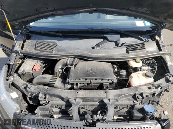 2020 Mercedes-Benz Metris with VIN W1WV0FEY2L3762177, listed as a Copart auction lot 44027605 with 30,685 mi miles and Salvage Title. Bid and sale history available at DreamBid. Image 12.