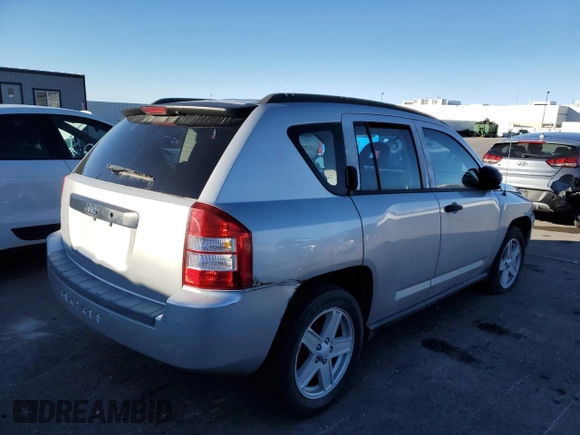2007 Jeep Compass Sport with VIN 1J8FT47W67D414284, listed as a Copart auction lot 47212335 with 172,769 mi miles and Clean Title. Bid and sale history available at carsss.com. Image 3.