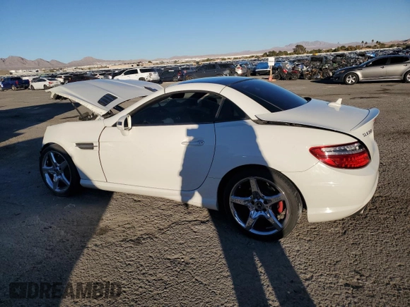 2013 Mercedes-Benz SLK 350 z VIN WDDPK5HA1DF055827, wystawiony jako Copart lot #79471224 z przebiegiem 44 959 mil mil oraz Szkoda całkowita • Salvage title. Historia ofert i sprzedaży dostępna na DreamBid. Obrazek 2.