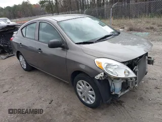 2014 Nissan Versa SV with VIN 3N1CN7AP9EL855585, listed as a IAAI auction lot 41784945 with 58,714 mi miles. Bid and sale history available at carsss.com. Image 1.