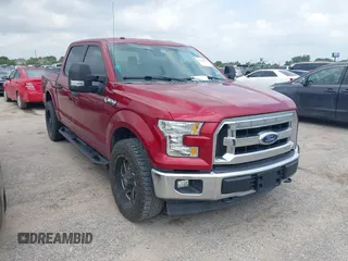 2017 Ford F-150 XL with VIN 1FTEW1EF1HKD11704, listed as a IAAI auction lot 42104633 with 105,104 mi miles. Bid and sale history available at carsss.com. Image 1.