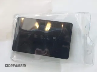 2020 Tesla Model 3 Standard Range Plus z VIN 5YJ3E1EA7LF611669, wystawiony jako IAAI lot #42179974 z przebiegiem 17 696 mil mil oraz . Historia ofert i sprzedaży dostępna na DreamBid. Obrazek 11.