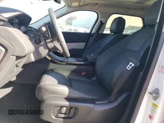 2024 Land Rover Range Rover Velar S with VIN SALYJ2EX8RA384174, listed as a Copart auction lot 64981834 with 2,567 mi miles and Non Repairable. Bid and sale history available at DreamBid. Image 7.