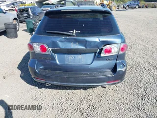 2006 Mazda 6 s Sport VE with VIN 1YVHP82D565M04589, listed as a IAAI auction lot 42082563 with 178,393 mi miles. Bid and sale history available at carsss.com. Image 6.