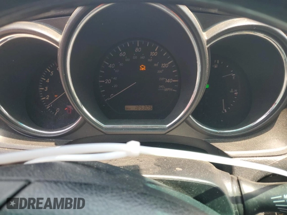 2005 Lexus RX 330 with VIN JTJGA31U050059147, listed as a Copart auction lot 64481685 with 185,305 mi miles and Salvage title. Bid and sale history available at DreamBid. Image 9.