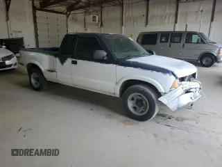 1999 GMC Sonoma SLS with VIN 1GTCS19XXX8503933, listed as a Copart auction lot 48311685 with Not Provided miles and Non Repairable. Bid and sale history available at DreamBid. Image 4.