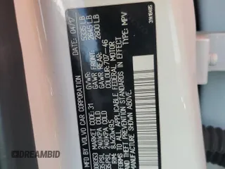 2017 Volvo V90 z VIN YV4A22NL5H1008353, wystawiony jako Copart lot #70598674 z przebiegiem 162 268 mil mil oraz Tytuł czysty. Historia ofert i sprzedaży dostępna na DreamBid. Obrazek 13.