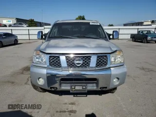 2004 Nissan Titan LE z VIN 1N6AA07B64N525238, wystawiony jako Copart lot #60370775 z przebiegiem Nie podano mil oraz Czysty tytuł • Clean title. Historia ofert i sprzedaży dostępna na DreamBid. Obrazek 5.