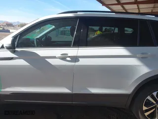 2022 Volkswagen Tiguan S with VIN 3VV1B7AX2NM001840, listed as a IAAI auction lot 41425588 with 28,720 mi miles. Bid and sale history available at carsss.com. Image 14.