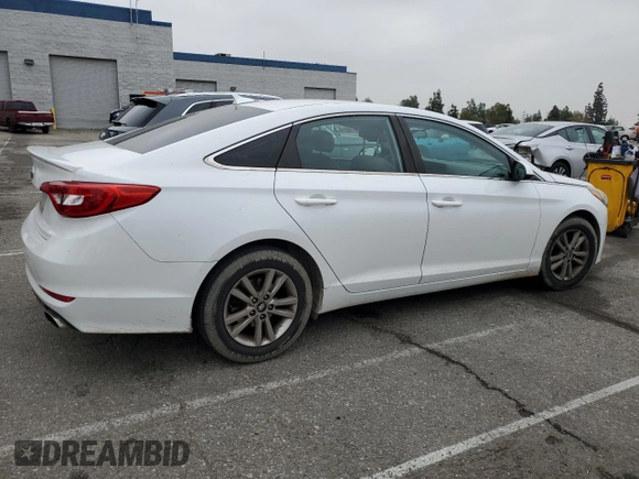 2015 Hyundai Sonata SE z VIN 5NPE24AF5FH008617, wystawiony jako Copart lot #55335045 z przebiegiem 139 671 mil mil oraz Czysty tytuł • Clean title. Historia ofert i sprzedaży dostępna na DreamBid. Obrazek 3.