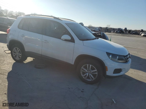 2016 Volkswagen Tiguan R-Line with VIN WVGAV7AX7GW580442, listed as a Copart auction lot 83022124 with 129,917 mi miles and Clean Title. Bid and sale history available at carsss.com. Image 4.