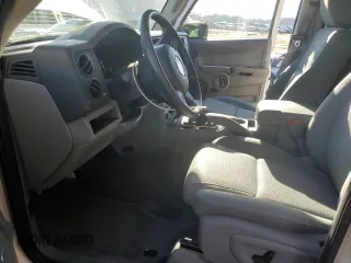 2007 Jeep Commander Sport with VIN 1J8HH48PX7C673254, listed as a Copart auction lot 88316325 with 107,899 mi miles and Salvage Title. Bid and sale history available at carsss.com. Image 7.