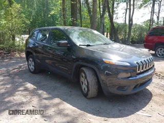 2015 Jeep Cherokee Sport z VIN 1C4PJLAB8FW547813, wystawiony jako IAAI lot #42150186 z przebiegiem 128 121 mil mil oraz . Historia ofert i sprzedaży dostępna na DreamBid. Obrazek 1.