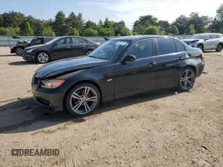 2007 BMW 3 Series 328i z VIN WBAVC53567FZ81411, wystawiony jako Copart lot #56689235 z przebiegiem 143 823 mil mil oraz Szkoda całkowita • Salvage title. Historia ofert i sprzedaży dostępna na DreamBid. Obrazek 1.