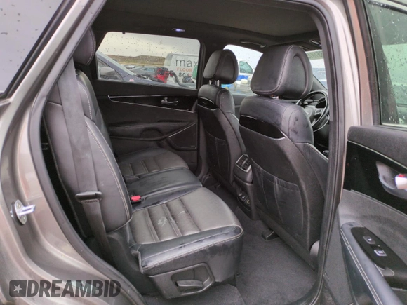 2016 Kia Sorento SX with VIN 5XYPKDA5XGG137705, listed as a Copart auction lot 47851815 with 136,556 mi miles and Salvage Title. Bid and sale history available at carsss.com. Image 10.